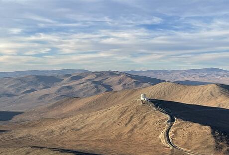 SQS vláknové svazky propojují teleskop VISTA se spektrografy 4MOST